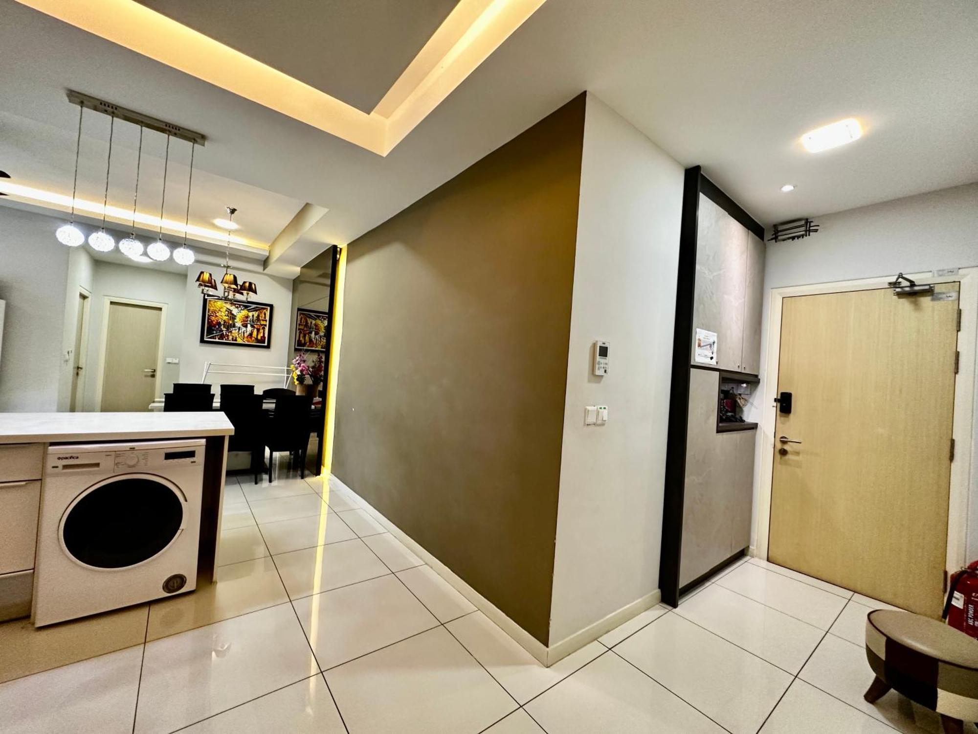 Takuro Homestay ペタリンジャヤ エクステリア 写真